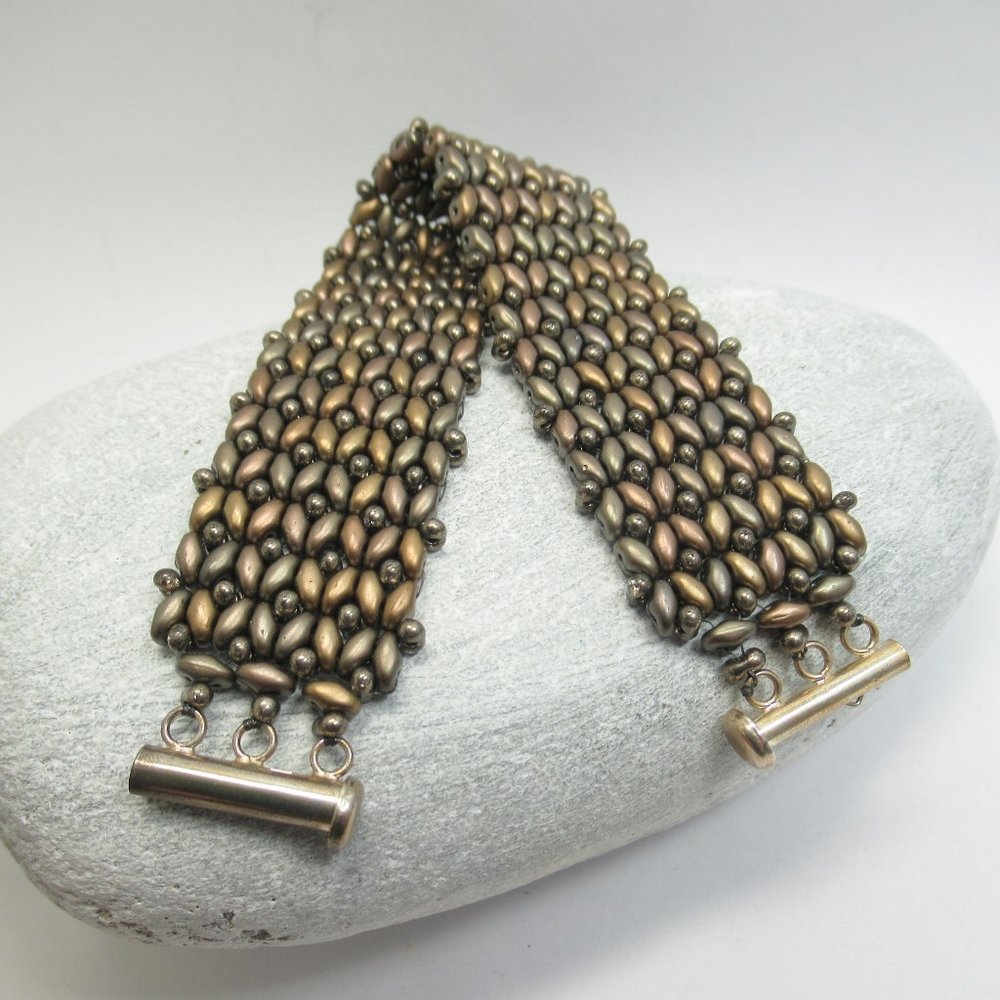Woven matte metallic bracelet - Picture 11 of 12